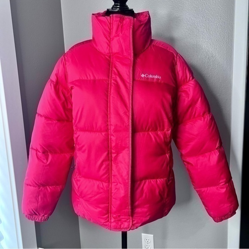 NWT! Columbia women’s RED puffer jacket size small
